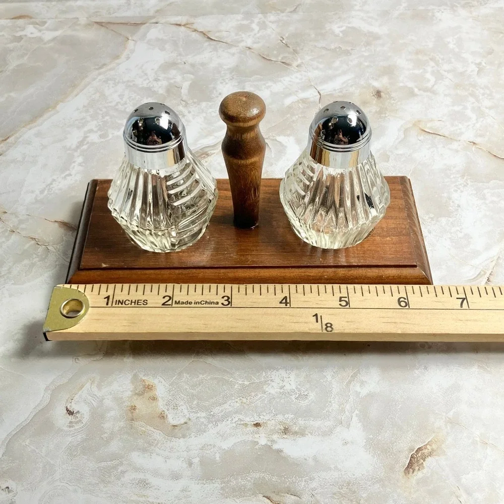 VTG Anchor Hocking Salt & Pepper Shakers 3